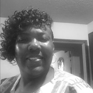 Meet your Posher, Valerie